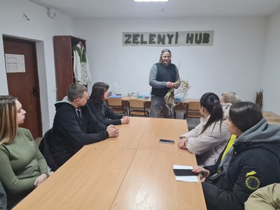 Пластик, органічна сировина, яблучні рештки, Олег Земнухов, Зеленийхаб, екопідошва для взуття, Полський університет