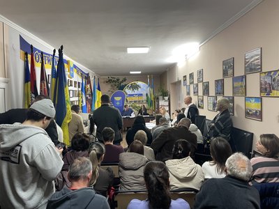В Охтирці на громадських слуханнях обговорили проєкт Статуту громади: з 18 блоків пропозицій підтримали три В Охтирці на громадських слуханнях обговорили проєкт Статуту громади: з 18 блоків пропозицій підтримали три
