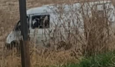 Пошкоджене авто після удару дрона Пошкоджене авто після удару дрона