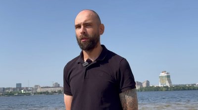 "Літо, хочеться бути біля водички". Чому дніпряни, попри заборону, наважуються відвідувати міські пляжі "Літо, хочеться бути біля водички". Чому дніпряни, попри заборону, наважуються відвідувати міські пляжі