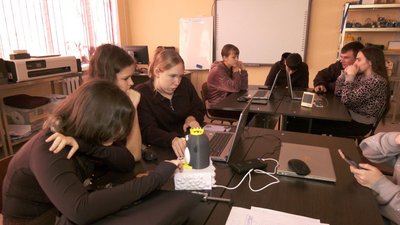 У Вінниці підлітків безкоштовно навчають програмуванню та 3D-моделюванню У Вінниці підлітків безкоштовно навчають програмуванню та 3D-моделюванню