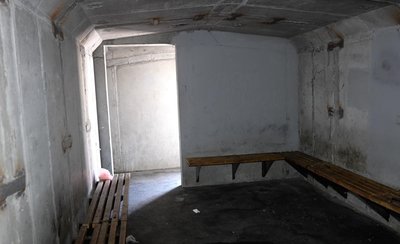 Сміття, сморід, крики та бездомні: дніпряни скаржаться на стан модульних укриттів. Що кажуть у міськраді та експерти Сміття, сморід, крики та бездомні: дніпряни скаржаться на стан модульних укриттів. Що кажуть у міськраді та експерти
