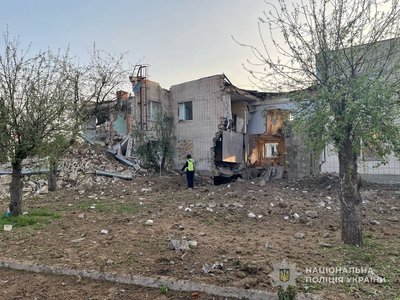 У поліції показали наслідки удару по Краснопіллю на Сумщині У поліції показали наслідки удару по Краснопіллю на Сумщині
