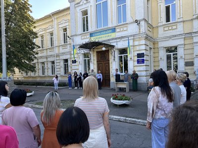 Прапор Надії: у Черкасах та Золотоноші підняли стяг на честь полонених та зниклих безвісти Прапор Надії: у Черкасах та Золотоноші підняли стяг на честь полонених та зниклих безвісти