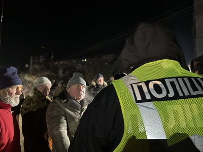 Мешканці Сум знову вийшли на мітинг через тривале відключення електроенергії Мешканці Сум знову вийшли на мітинг через тривале відключення електроенергії