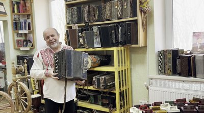 Фронтові гармоніки: до музею на Черкащині передали експонати з фронту Фронтові гармоніки: до музею на Черкащині передали експонати з фронту