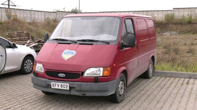 Пожежний автомобіль для рятувальників з Дніпропетровщини передали рівненські та фінські волонтери Пожежний автомобіль для рятувальників з Дніпропетровщини передали рівненські та фінські волонтери