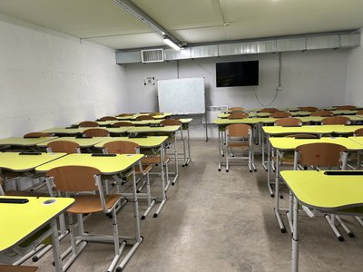 Як навчаються в школах Полтавщини під час затяжних повітряних тривог Як навчаються в школах Полтавщини під час затяжних повітряних тривог