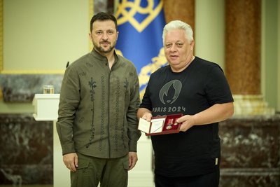 Президент вручив олімпійським чемпіонкам з Одеси державні нагороди