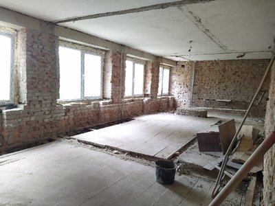 У колишній сільській раді на Львівщині облаштовують житло для переселенців У колишній сільській раді на Львівщині облаштовують житло для переселенців