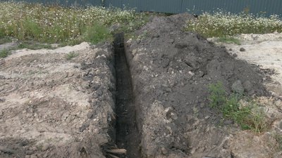 Біля водойми у Чернігові прибрали залишки фортифікацій та продовжують будівництво Біля водойми у Чернігові прибрали залишки фортифікацій та продовжують будівництво