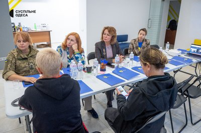 "Хто захистить захисниць?": в Одесі обговорили жіночу ветеранську політику "Хто захистить захисниць?": в Одесі обговорили жіночу ветеранську політику