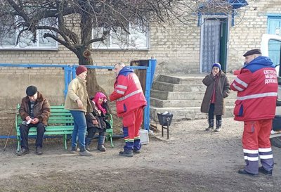 Поранені внаслідок влучання дрона у Куп'янському районі та медики, 16 березня 2026 року Поранені внаслідок влучання дрона у Куп'янському районі та медики, 16 березня 2026 року