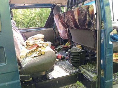 П'ятеро людей поранені через атаку дрона по автобусу на Глухівщині П'ятеро людей поранені через атаку дрона по автобусу на Глухівщині
