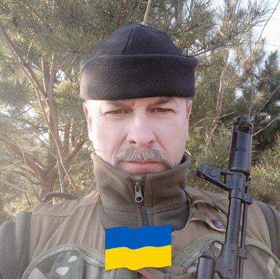 Переможці Всеукраїнської Огієнківської премії захищають Україну – духовно і зі зброєю в руках Переможці Всеукраїнської Огієнківської премії захищають Україну – духовно і зі зброєю в руках