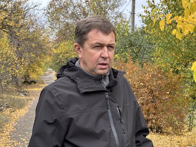 «Відчуття, що дрони по хаті літали». Як живе Ясногірка під ударами авіабомб та FPV-дронів «Відчуття, що дрони по хаті літали». Як живе Ясногірка під ударами авіабомб та FPV-дронів