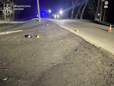 Поліцейського підозрюють у скоєнні ДТП, внаслідок якого загинули дві сестри на Полтавщині Поліцейського підозрюють у скоєнні ДТП, внаслідок якого загинули дві сестри на Полтавщині
