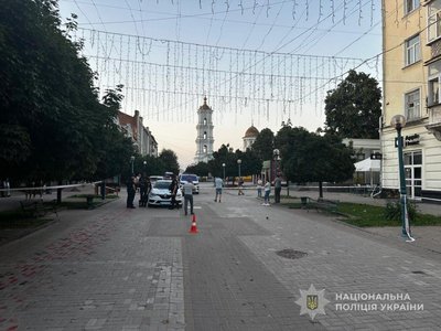 Стрілянина у центрі Сум: поліція встановлює обставини Стрілянина у центрі Сум: поліція встановлює обставини