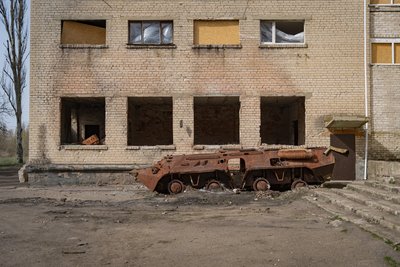 "Виходжу на город – над головою пролітає російський дрон". Як живуть у Хрещенівці на Херсонщині "Виходжу на город – над головою пролітає російський дрон". Як живуть у Хрещенівці на Херсонщині