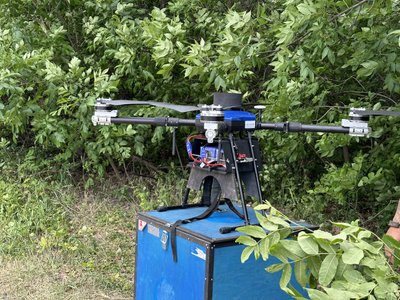 ударний безпілотник "Кажан" військовослужбовці інженери пілоти дрони 25 окрема повітрянодесантна Січеславська бригада Донецька область ударний безпілотник "Кажан" військовослужбовці інженери пілоти дрони 25 окрема повітрянодесантна Січеславська бригада Донецька область