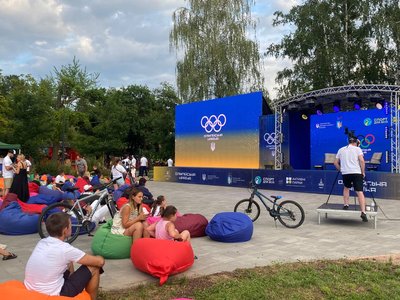 Відчути атмосферу змагань: у Києві відкрилася фан-зона до Олімпійських ігор у Парижі Відчути атмосферу змагань: у Києві відкрилася фан-зона до Олімпійських ігор у Парижі