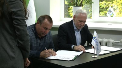 25 громад Чернігівщини підписали меморандум про наміри вступити до "Асоціації прифронтових міст та громад України" 25 громад Чернігівщини підписали меморандум про наміри вступити до "Асоціації прифронтових міст та громад України"