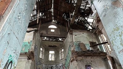 У Дніпрі руйнується майже сторічна будівля Палацу профілактики: чи можна вберегти унікальну пам'ятку