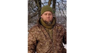 Дві громади на Чернігівщині попрощалися із загиблими бійцями – Володимиром Совою та Вадимом Ковалем Дві громади на Чернігівщині попрощалися із загиблими бійцями – Володимиром Совою та Вадимом Ковалем