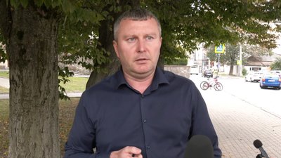 Місяць після російського обстрілу Луцька: що кажуть жителі будинку на Відродження про відновлення помешкань Місяць після російського обстрілу Луцька: що кажуть жителі будинку на Відродження про відновлення помешкань