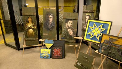 У Вінниці безкоштовно розписували гільзи У Вінниці безкоштовно розписували гільзи