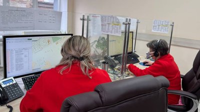 "Диспетчер попереджає про відключення": як працює "швидка" під час відключень електрики у Кропивницькому "Диспетчер попереджає про відключення": як працює "швидка" під час відключень електрики у Кропивницькому