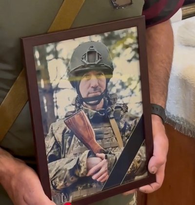 У Полтаві попрощались з 42-річним воїном Дмитром Зав'яловим