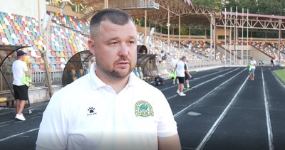 Євген Калиниченко, тренер, нива Євген Калиниченко, тренер, нива