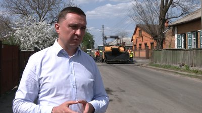 "Капітального ремонту не буде, у пріоритеті — підтримка ЗСУ": як ремонтують дороги у Ніжині "Капітального ремонту не буде, у пріоритеті — підтримка ЗСУ": як ремонтують дороги у Ніжині
