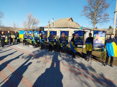Алея Слави загиблих військовослужбовців ЗСУ Алея Слави загиблих військовослужбовців ЗСУ