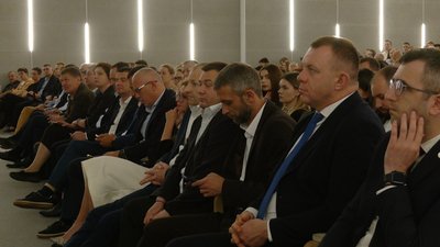 Руслан Стефанчук представив в Ужгороді проєкт нового Цивільного кодексу у рамках парламентського діалогу Руслан Стефанчук представив в Ужгороді проєкт нового Цивільного кодексу у рамках парламентського діалогу