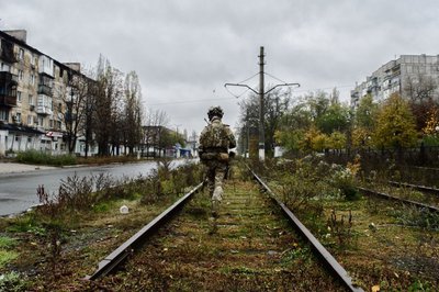 "Шо на фронті?". Втрати та бої на сході: підсумки російсько-української війни у 2024 році "Шо на фронті?". Втрати та бої на сході: підсумки російсько-української війни у 2024 році