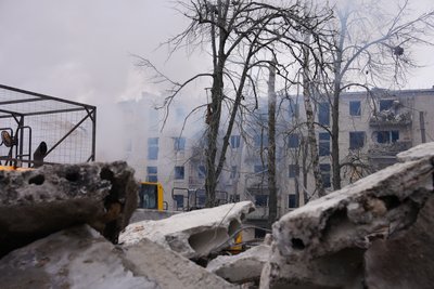 Наслідки влучання російської ракети, Київський район Харкова, 7 березня 2026 року Наслідки влучання російської ракети, Київський район Харкова, 7 березня 2026 року