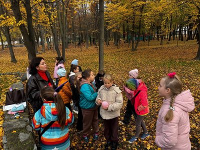 Експерименти, технології та наука: як у Малинській громаді навчають дівчат за естонською програмою