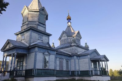 Релігійна громада села Пекарщина на Житомирщині перейшла до ПЦУ: священник рішення не підтримав Релігійна громада села Пекарщина на Житомирщині перейшла до ПЦУ: священник рішення не підтримав