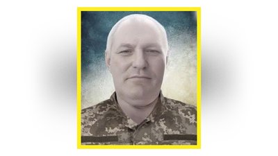 На Чернігівщині попрощалися з п'ятьма захисниками На Чернігівщині попрощалися з п'ятьма захисниками