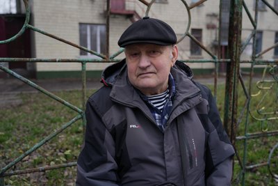 "Діватися нікуди, всюди стріляють, всюди б'ють". Як живуть у найближчому до фронту місті на Дніпропетровщині "Діватися нікуди, всюди стріляють, всюди б'ють". Як живуть у найближчому до фронту місті на Дніпропетровщині