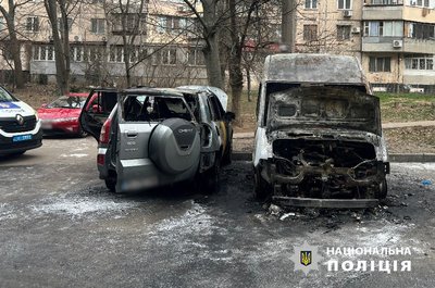 Підпалив автівку на замовлення: в Одесі затримали підозрюваного Підпалив автівку на замовлення: в Одесі затримали підозрюваного