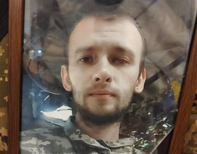 У Полтаві попрощалися із полеглим військовим Артуром Головашичем У Полтаві попрощалися із полеглим військовим Артуром Головашичем