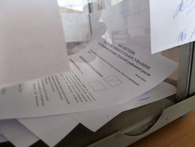Кандидатура була одна: у Луцькій районній раді обрали нового голову Кандидатура була одна: у Луцькій районній раді обрали нового голову