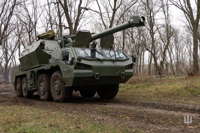 DANA-M2 САУ артустановка військовослужбовці 56-ї окремої мотопіхотної Маріупольської бригади Донецька область 29 листопада 2024 рік DANA-M2 САУ артустановка військовослужбовці 56-ї окремої мотопіхотної Маріупольської бригади Донецька область 29 листопада 2024 рік