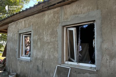 "Ні вікон, ні дверей": наслідки російської атаки на підприємство в Одеській області "Ні вікон, ні дверей": наслідки російської атаки на підприємство в Одеській області