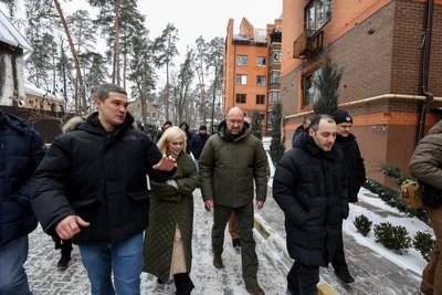 Прем'єр-міністр Денис Шмигаль відвідав Ірпінь Прем'єр-міністр Денис Шмигаль відвідав Ірпінь