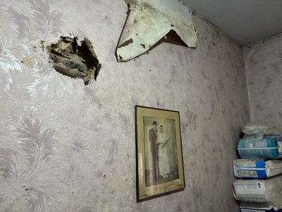 Херсон, обстріли, вересень 2024, стіна, кімната Херсон, обстріли, вересень 2024, стіна, кімната