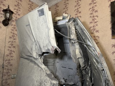 " Секунда, вибух і я в диму, вся закривавлена, не можу вибратись". Очевидці розповіли про ранковий обстріл Херсона " Секунда, вибух і я в диму, вся закривавлена, не можу вибратись". Очевидці розповіли про ранковий обстріл Херсона